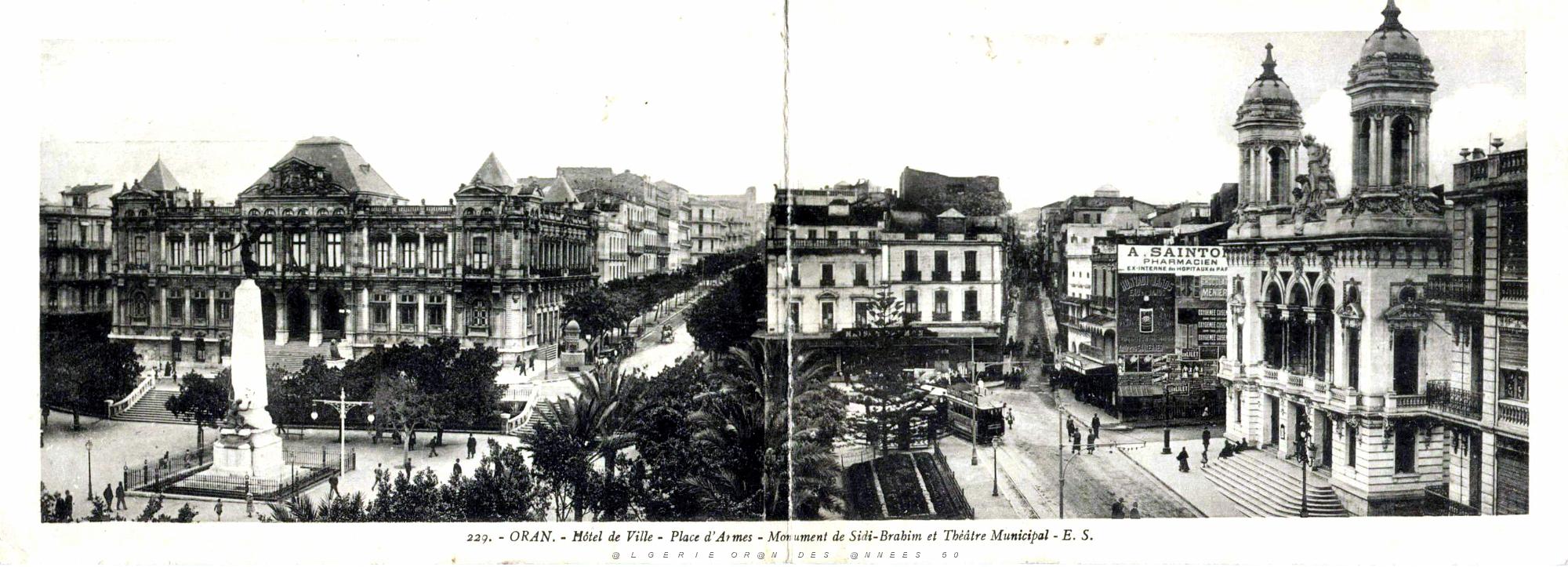 PA a- 03- Vue d ensemble place d Armes.JPG